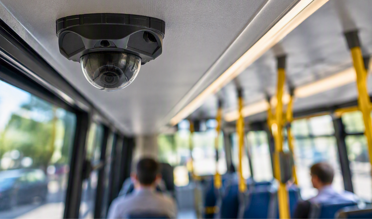 Cámara MVS en el interior del autobús