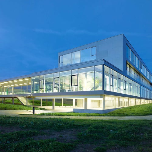 Edificio de la empresa Luminator